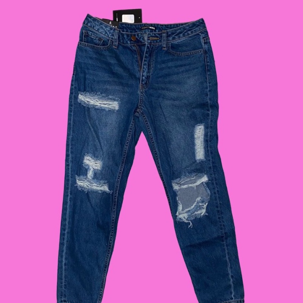 Fashion nova mom jeans